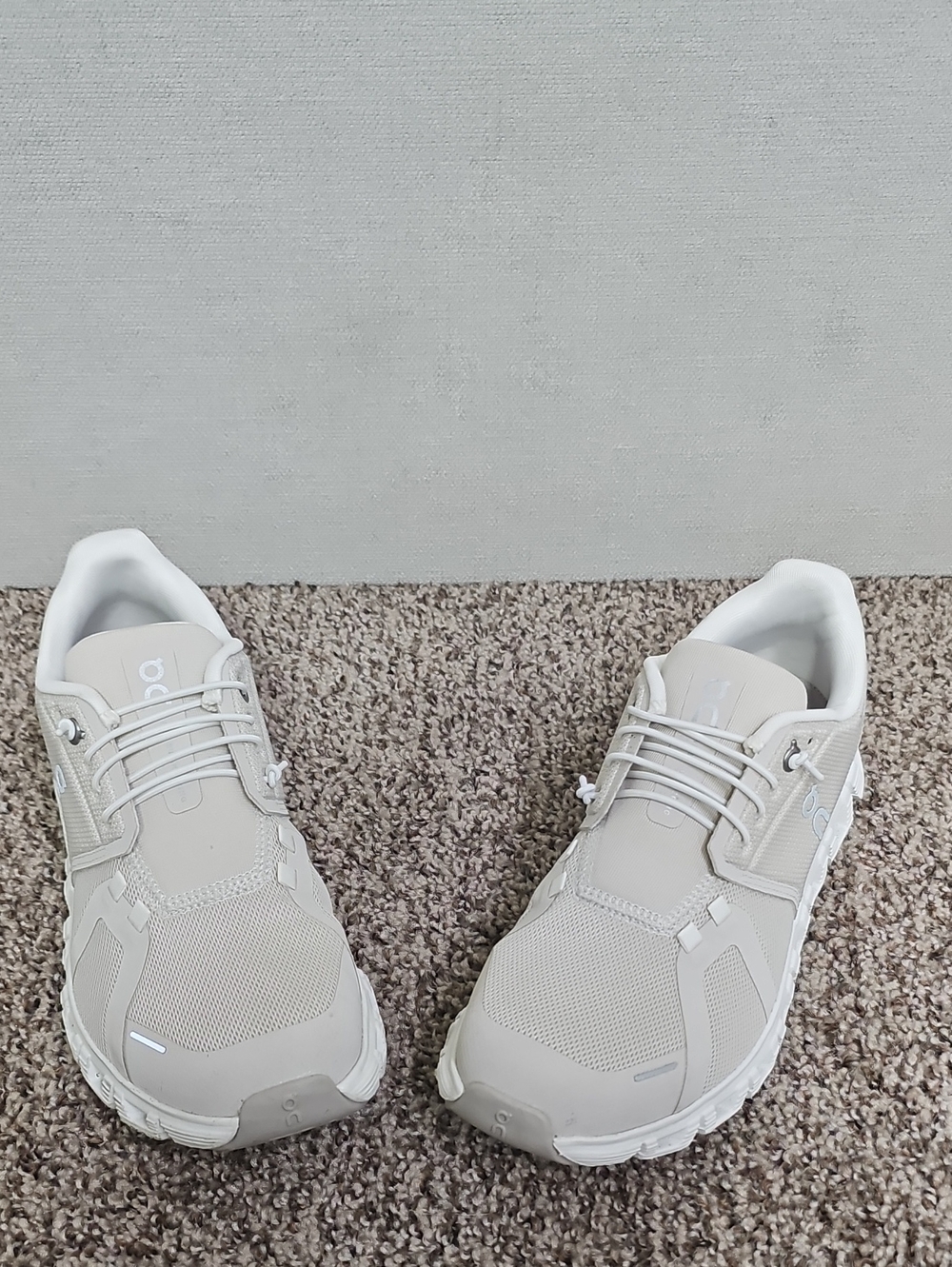 ON CLOUD 6 WOMENS SNEAKERS BFPM-08-221